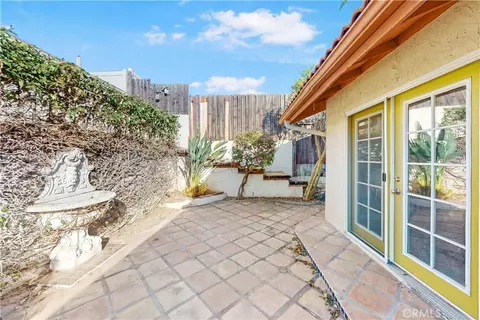 Exterior - 13489 Village Rd, Yucaipa, CA 92399 photo 6 of 7