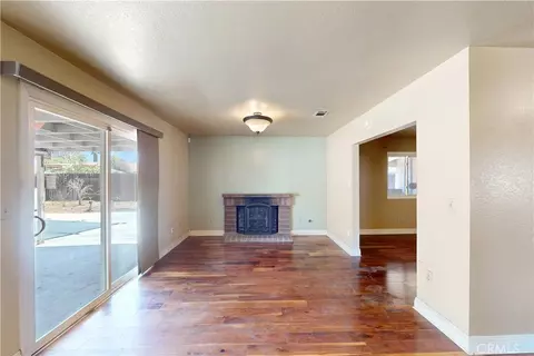 Living - 1510 Karon St, Redlands, CA 92374 photo 7 of 9