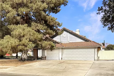 Exterior - 1510 Karon St, Redlands, CA 92374 photo 2 of 3