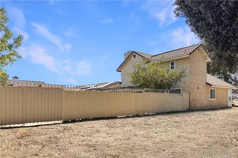 Exterior - 1510 Karon St, Redlands, CA 92374 photo 3 of 3