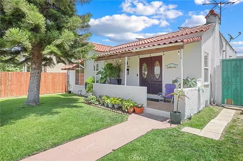 2376 Locust Ave, Long Beach, CA 90806