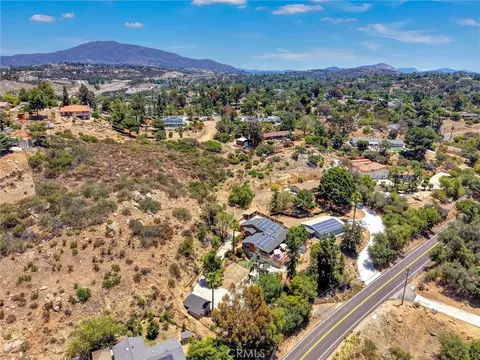 View/Area - 1026 Arnold Way, Alpine, CA 91901 photo 8 of 8