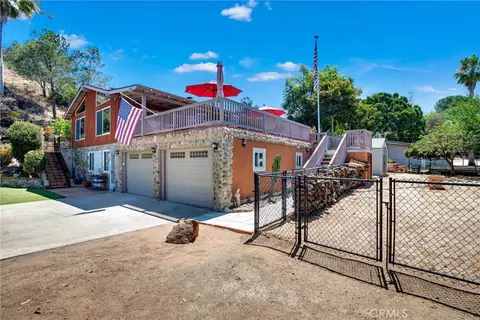 Exterior - 1026 Arnold Way, Alpine, CA 91901 photo 5 of 22