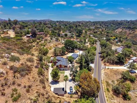 View/Area - 1026 Arnold Way, Alpine, CA 91901 photo 7 of 8