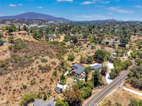 View/Area - 1026 Arnold Way, Alpine, CA 91901 photo 8 of 8