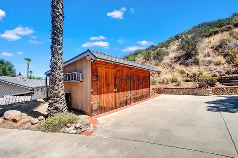 Exterior - 1026 Arnold Way, Alpine, CA 91901 photo 4 of 22