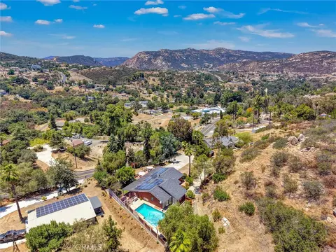 View/Area - 1026 Arnold Way, Alpine, CA 91901 photo 1 of 8