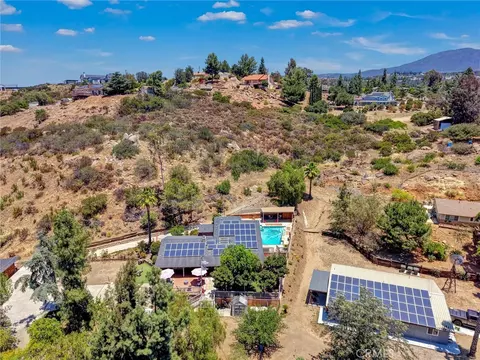 View/Area - 1026 Arnold Way, Alpine, CA 91901 photo 3 of 8