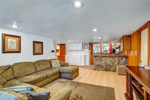 Living - 1026 Arnold Way, Alpine, CA 91901 photo 6 of 6