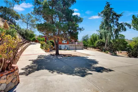Exterior - 1026 Arnold Way, Alpine, CA 91901 photo 2 of 22