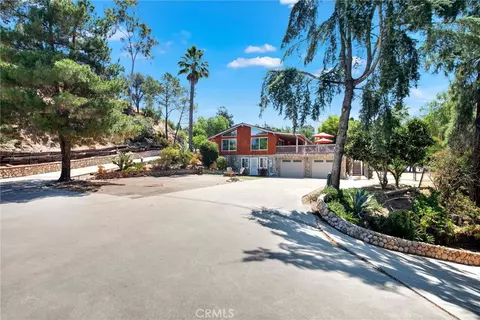 Exterior - 1026 Arnold Way, Alpine, CA 91901 photo 3 of 22