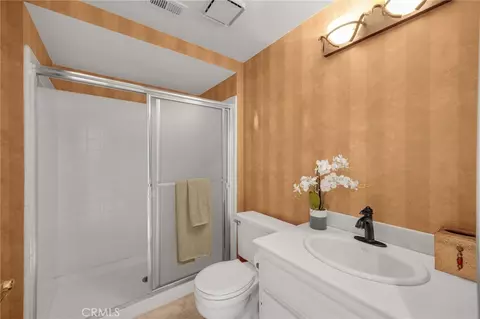 Bath - 769 Oak Knoll St, Brea, CA 92821 photo 1 of 4