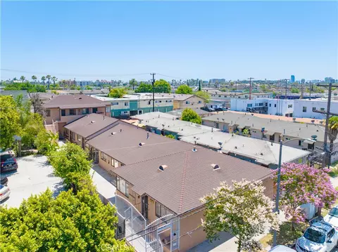 1876 Henderson Ave, Long Beach, CA 90806