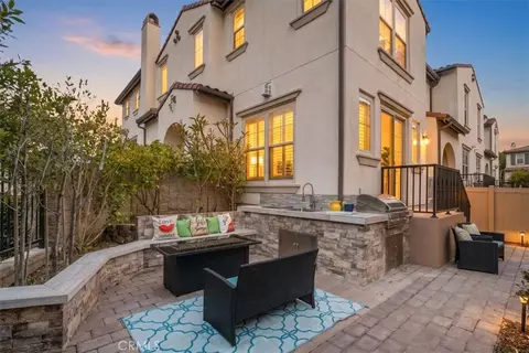 18664 Putting Grn, Yorba Linda, CA 92886