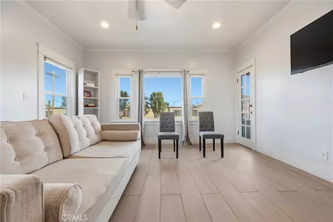 Living - 325 E 14th, Long Beach, CA 90813 photo 2 of 2
