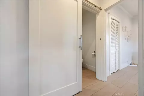 Entry Way - 325 E 14th, Long Beach, CA 90813 photo 4 of 4