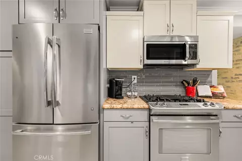 Kitchen - 537 S Gardner, Orange, CA 92866 photo 5 of 6