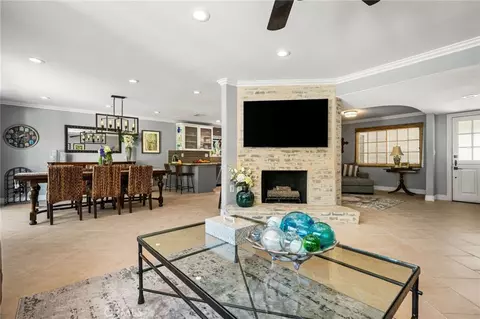 Living - 537 S Gardner, Orange, CA 92866 photo 2 of 2