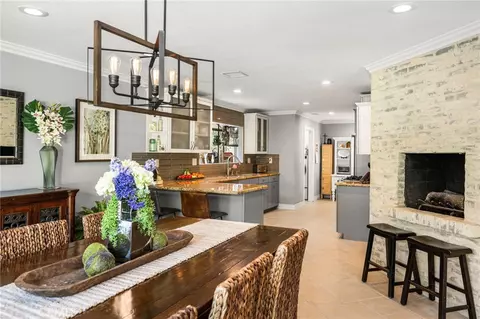 Dining - 537 S Gardner, Orange, CA 92866 photo 5 of 7