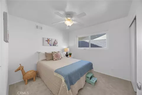 Bedroom - 8350 E Blithedale, Long Beach, CA 90808 photo 9 of 10