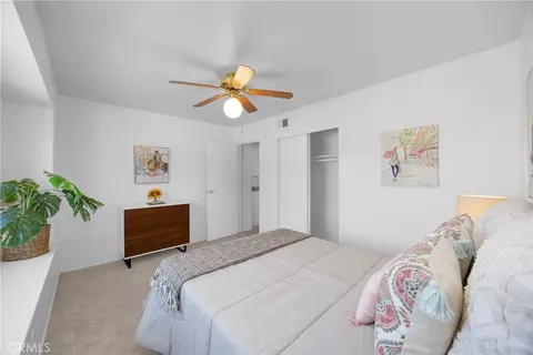 Bedroom - 8350 E Blithedale, Long Beach, CA 90808 photo 6 of 10