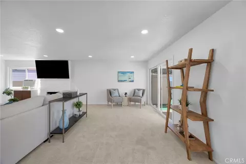 Living - 8350 E Blithedale, Long Beach, CA 90808 photo 1 of 6
