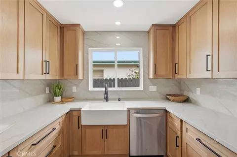 Kitchen - 3308 Faust, Long Beach, CA 90808 photo 3 of 3