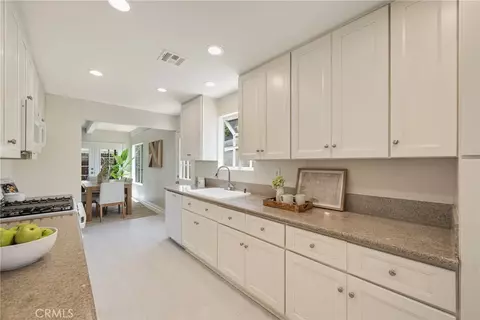 Other - 618 S Pine Dr, Fullerton, CA 92833 photo 5 of 9