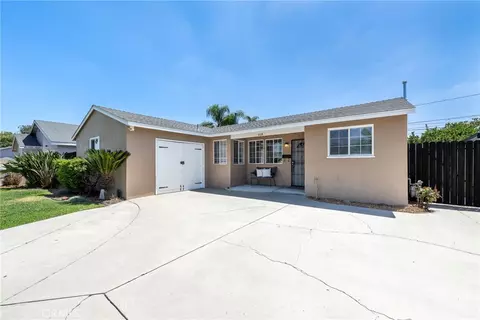 Other - 618 S Pine Dr, Fullerton, CA 92833 photo 2 of 9