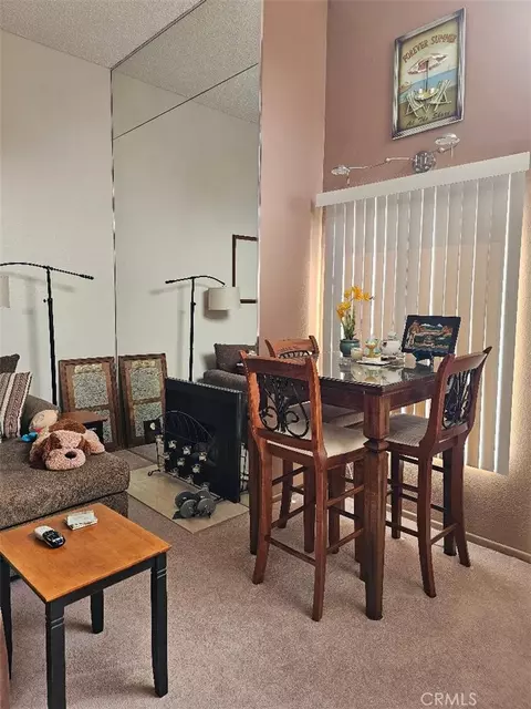 Dining - 550 Orange Ave #320, Long Beach, CA 90802 photo 3 of 3