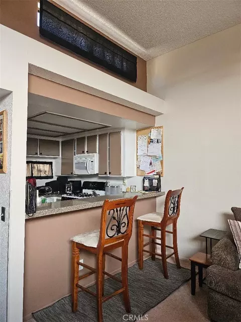 Kitchen - 550 Orange Ave #320, Long Beach, CA 90802 photo 1 of 2