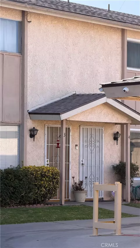 15927 Santa Ana Ave #3, Bellflower, CA 90706