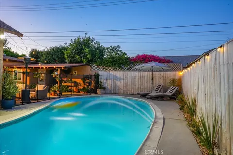 Exterior - 4427 E Rosada St, Long Beach, CA 90815 photo 7 of 8