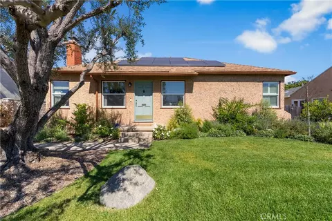 Exterior - 4427 E Rosada St, Long Beach, CA 90815 photo 3 of 4