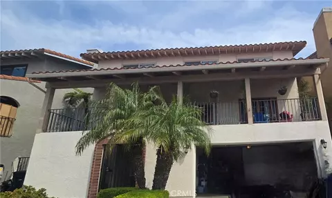 1746 Rudell Rd, Burbank, CA 91501