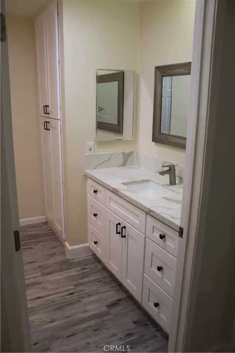Bath - 1881 Mitchell Ave Unit #34, Tustin, CA 92780 photo 1 of 4