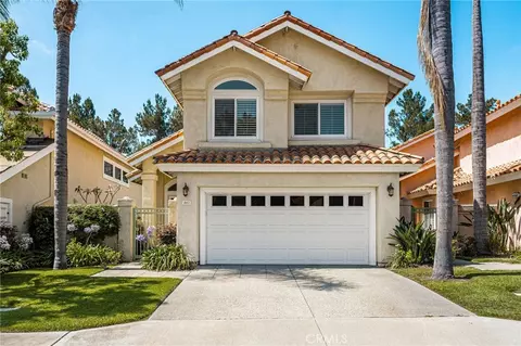 Exterior - 860 E Chisholm Ct, Brea, CA 92821 photo 2 of 10
