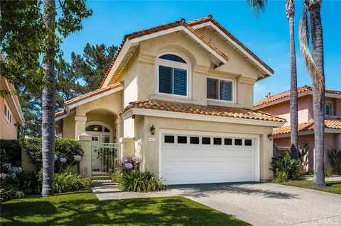 860 E Chisholm Ct, Brea, CA 92821