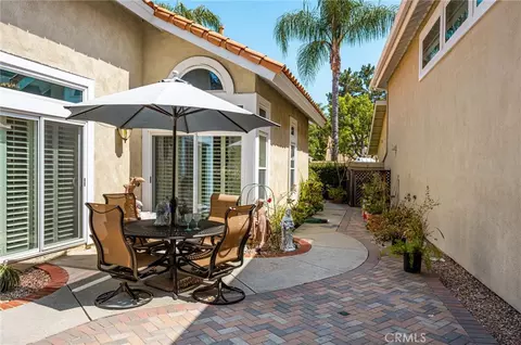 Exterior - 860 E Chisholm Ct, Brea, CA 92821 photo 8 of 10