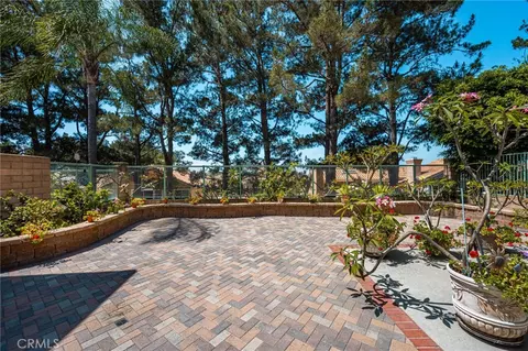 Exterior - 860 E Chisholm Ct, Brea, CA 92821 photo 10 of 10