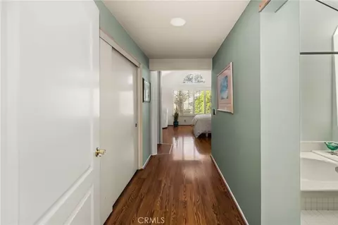 Entry Way - 860 E Chisholm Ct, Brea, CA 92821 photo 4 of 6