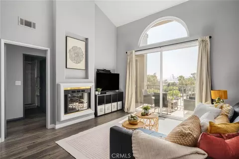 555 Maine Ave #425, Long Beach, CA 90802