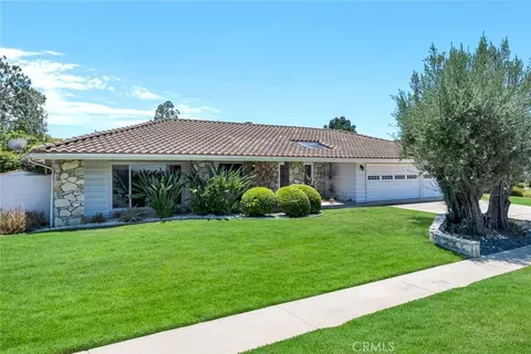 19002 Chadbourne Ln, North Tustin, CA 92705