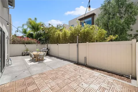 Exterior - 2011 N Orange Olive, Orange, CA 92865 photo 4 of 8