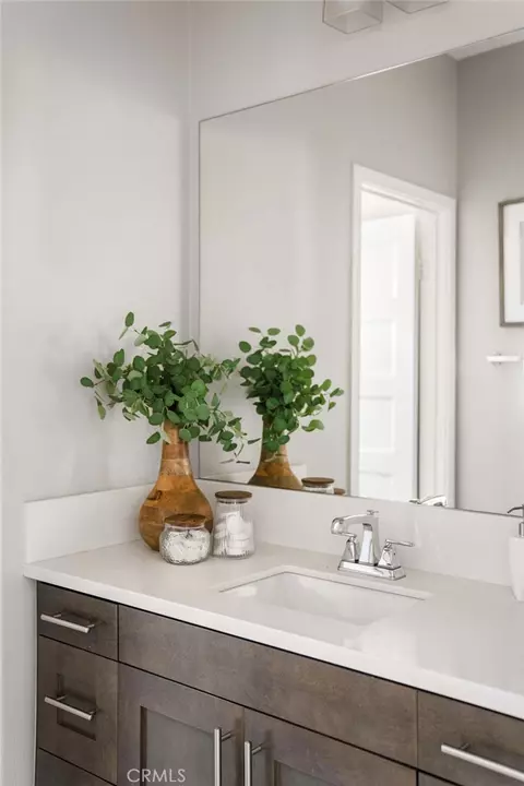 Bath - 2011 N Orange Olive, Orange, CA 92865 photo 2 of 5