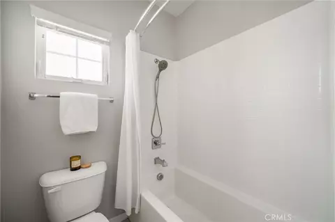 Bath - 2011 N Orange Olive, Orange, CA 92865 photo 3 of 5