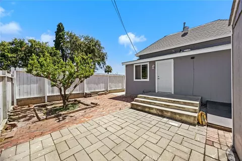 Exterior - 402 E Grand, Corona, CA 92879 photo 4 of 7