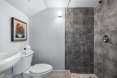 Bath - 402 E Grand, Corona, CA 92879 photo 3 of 4