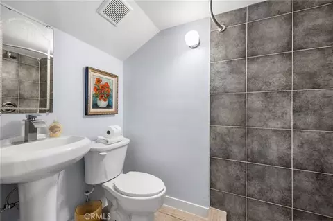 Bath - 402 E Grand, Corona, CA 92879 photo 2 of 4