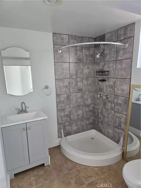 Bath - 402 E Grand, Corona, CA 92879 photo 4 of 4